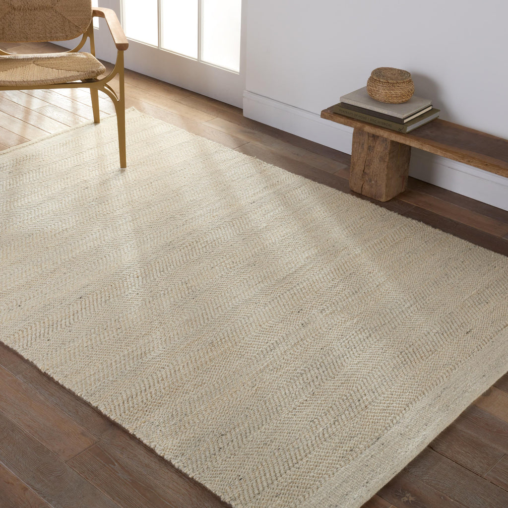 Kate Lester + Jaipur Living Esdras Handmade Solid Beige/ Ivory Area Rug (2'X3')