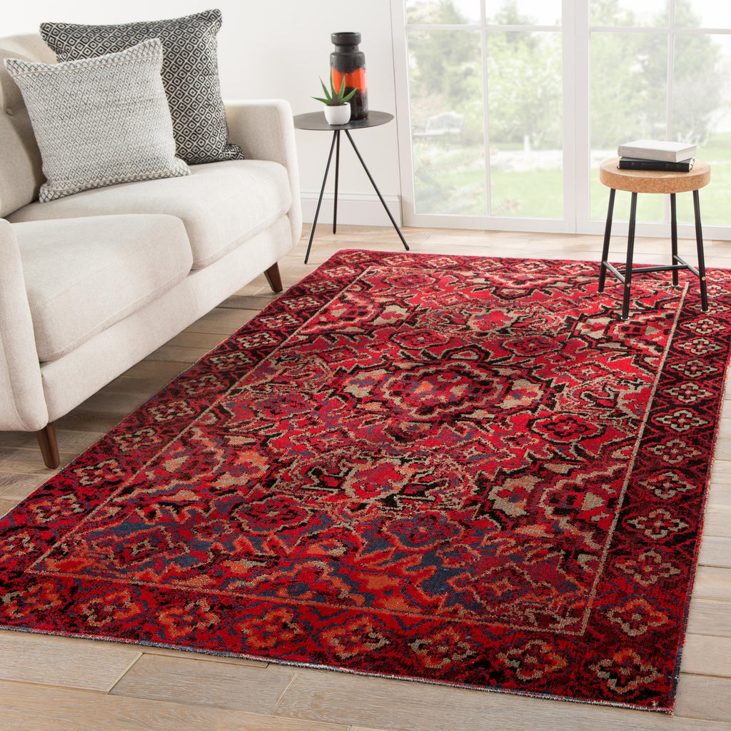 Jaipur Living Chaya Indoor/ Outdoor Medallion Red/ Black Area Rug (5'3"X7'6")