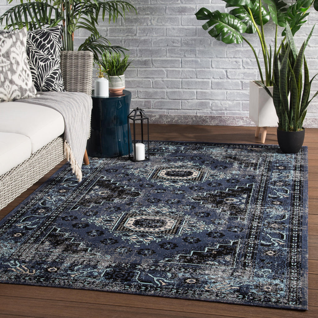 Jaipur Living Westlyn Indoor/ Outdoor Medallion Black/ Blue Area Rug (8'10"X12')